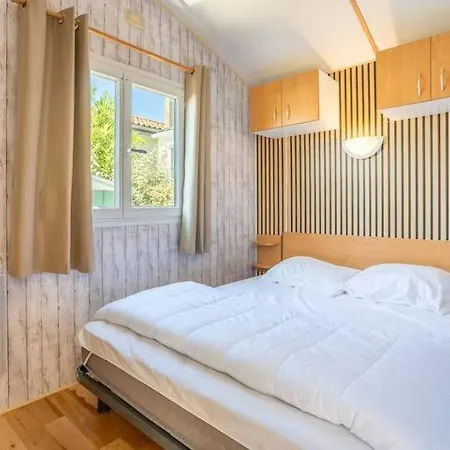 Camping La Baie De La Tranquilite