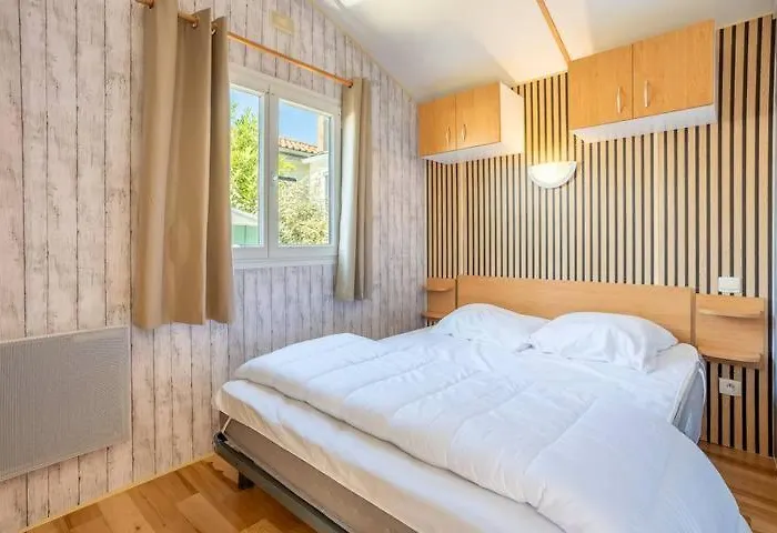 Camping La Baie De La Tranquilité